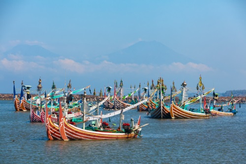 Vissers-met-vissersboten-Bezienswaardigheden-Bali